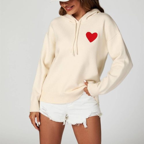 Conforto e Estilo com Hoodie Coração Creme