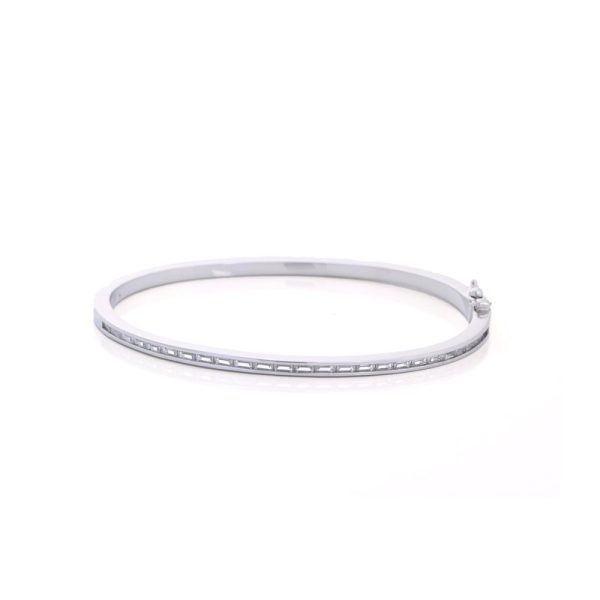 Pulseira rígida semi jóia com zircônias básica