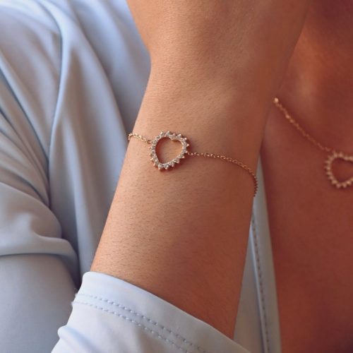 Pulseira em aço coração com brilhantes