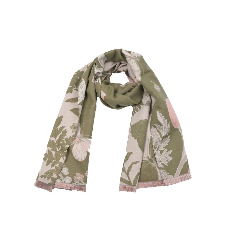 Cachecol com estampa floral e borboleta