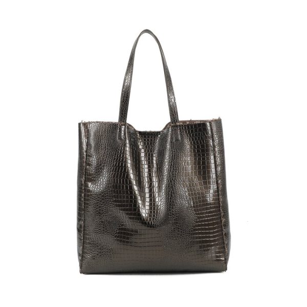 Mala Shopper em verniz
