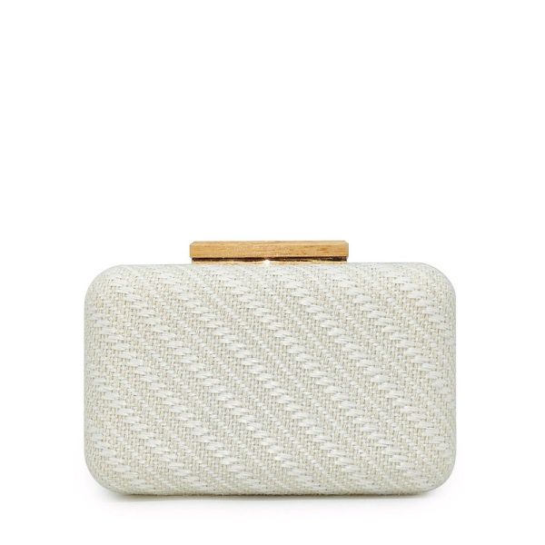 Pochette de senhora em ráfia