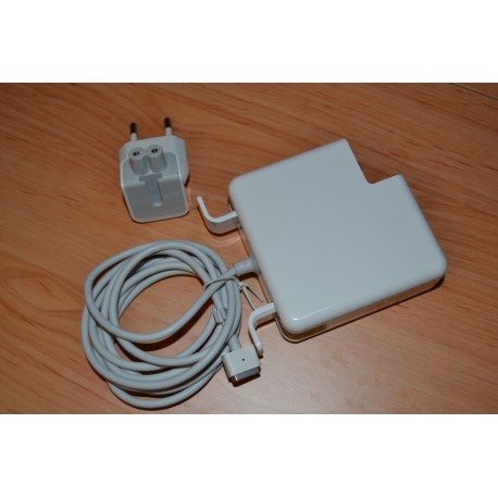 Apple Macbook 661-4832