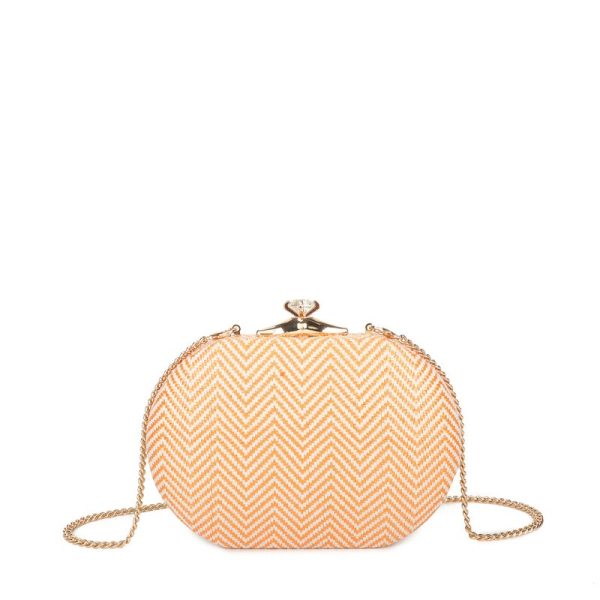 Pochette de senhora em ráfia