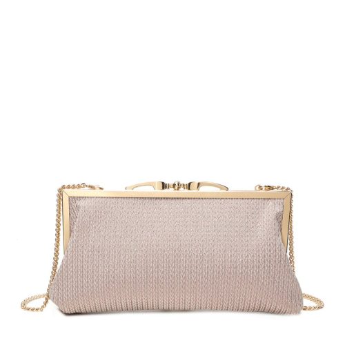 Luxo e elegância com pochette de senhora