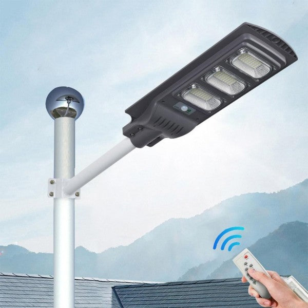 Iluminação Eficiente com Projetor Solar 180W