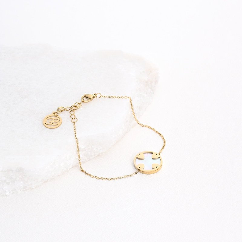 Pulseira em aço corações