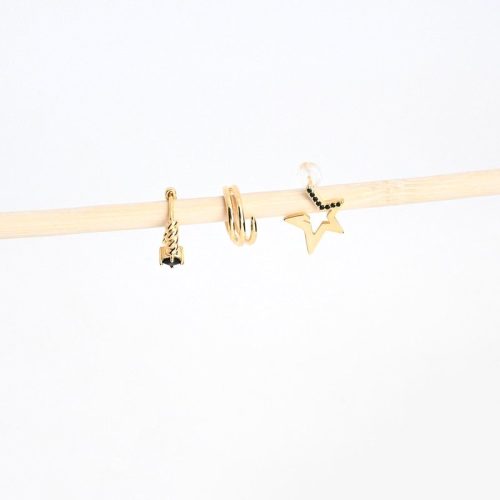 Conjunto brincos banho ouro estrela preta