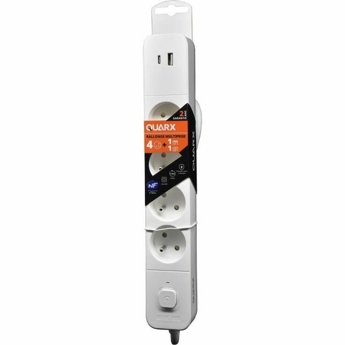 Extensão com 4 tomadas com interruptor QUARX (1,5 m)
