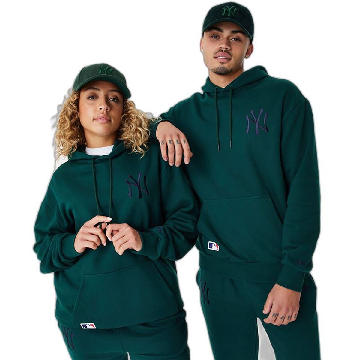 Polar com Capuz Homem New Era League Essentials Verde-escuro